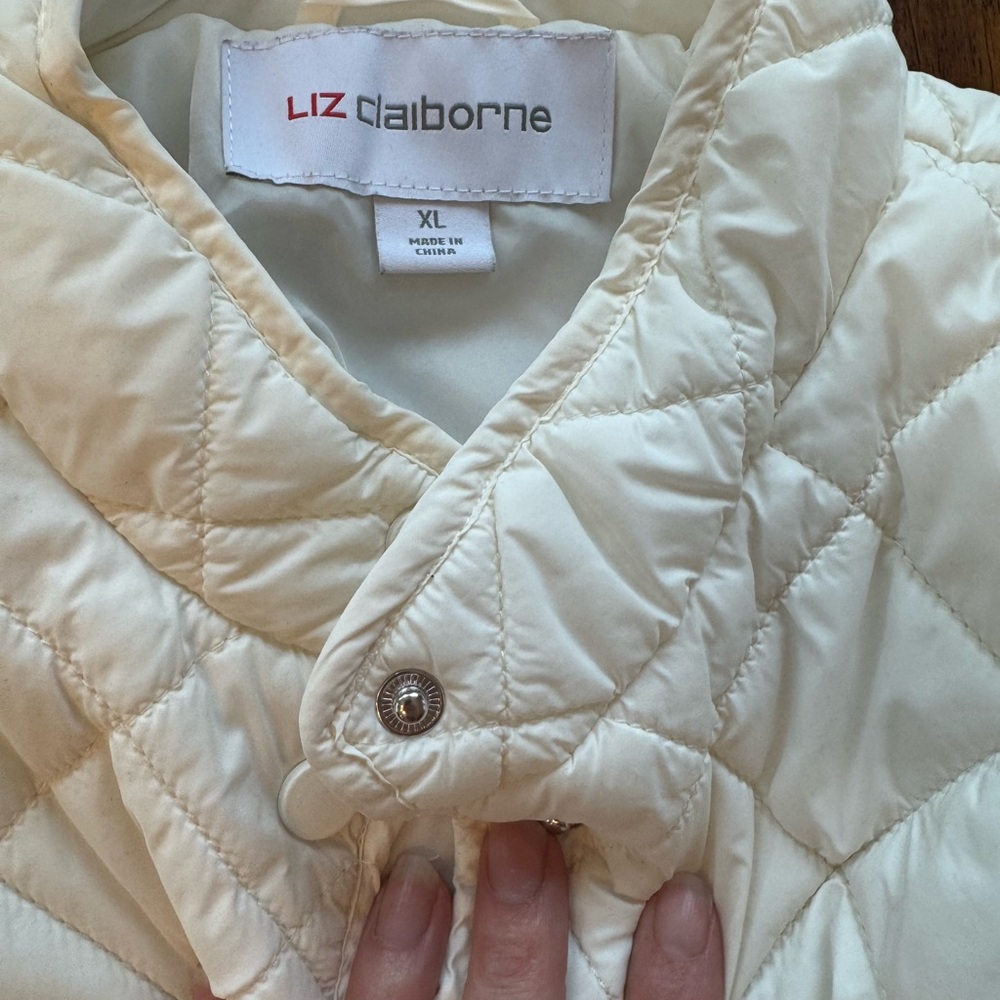 Liz Claiborne White Cream Quilted Puffer Jacket - Picture 6 of 12